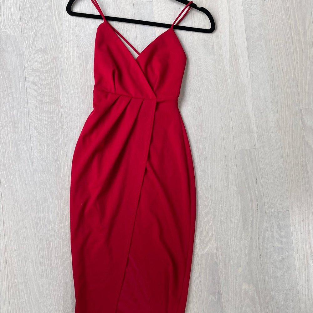 LITTLE "RED" DRESS - Picture 3 of 6